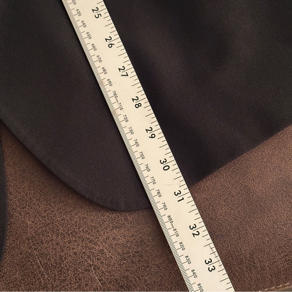 Elegant Men's Black Blazer - Picture 10 of 14